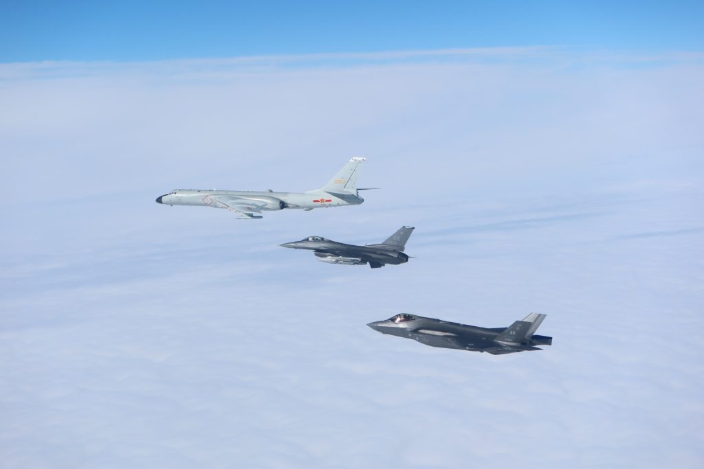 Bombarderos Chinos y Rusos en Alaska