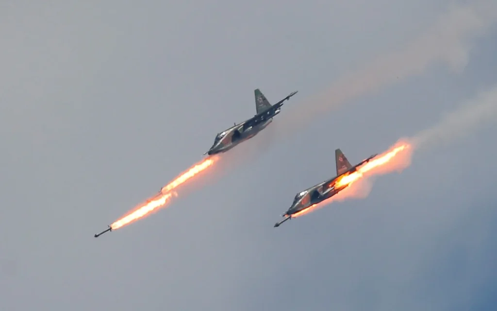 Rusia traslada sus aviones a bases más lejanas